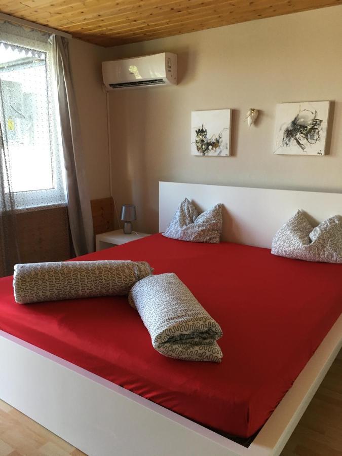 Nefelejcs Apartman Balatonvilágos Eksteriør bilde